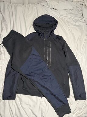 NIKE Tech fleece Sweatsuit London Exclusive